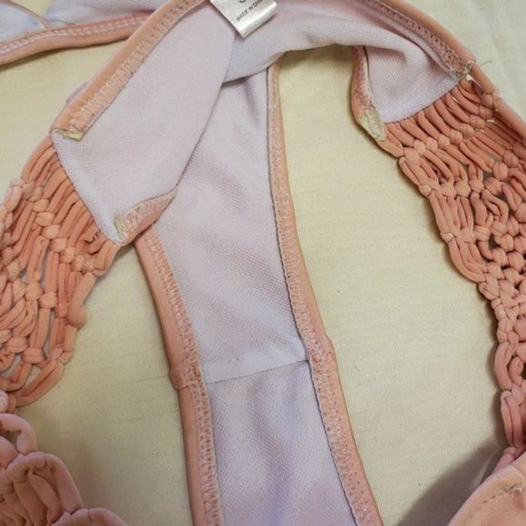 Baby Pink Macrame 2 Piece Low Cut Skimpy Coverage Bikini Small - Picture 6 of 6